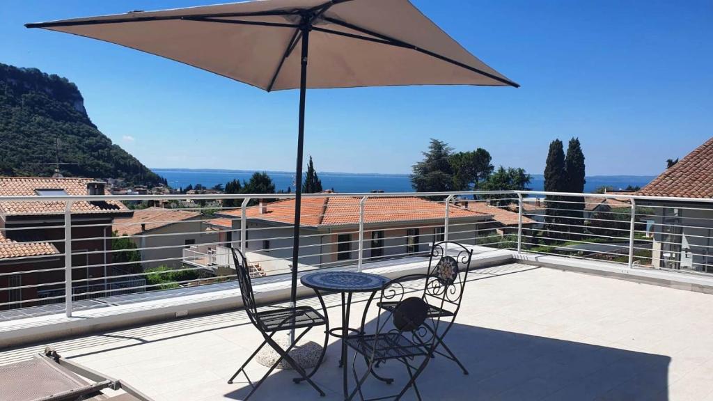 Garda view - Nuovo appartamento con solarium vista lago photo 1