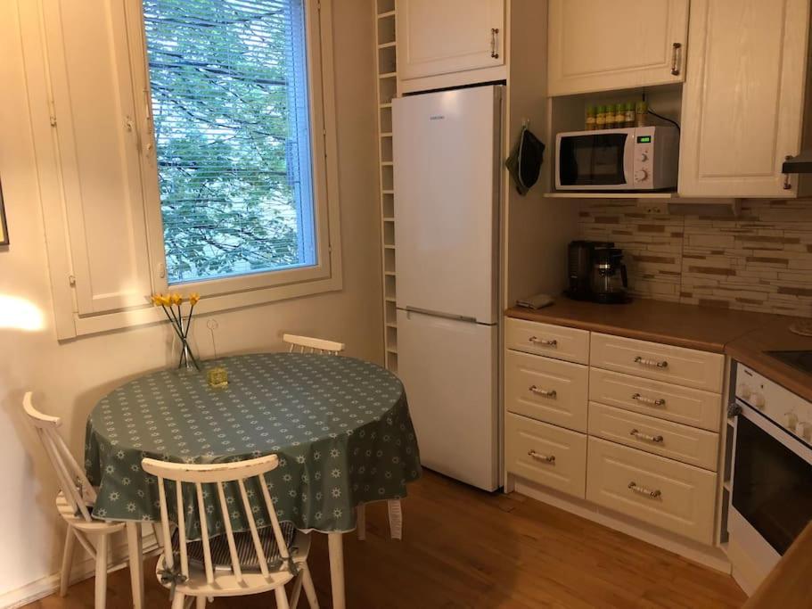 Spacious 3 room flat with balcony at City Center photo 1