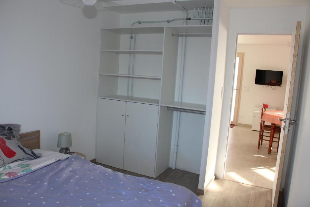 ANCELLE TAILLAS RDC CHALET photo 4