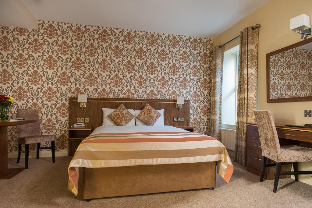 Holyrood Hotel - Leisure Centre & The Spa at Orchids photo 4