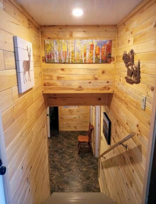 Family friendly cottage ☆walking distance to beach photo 2