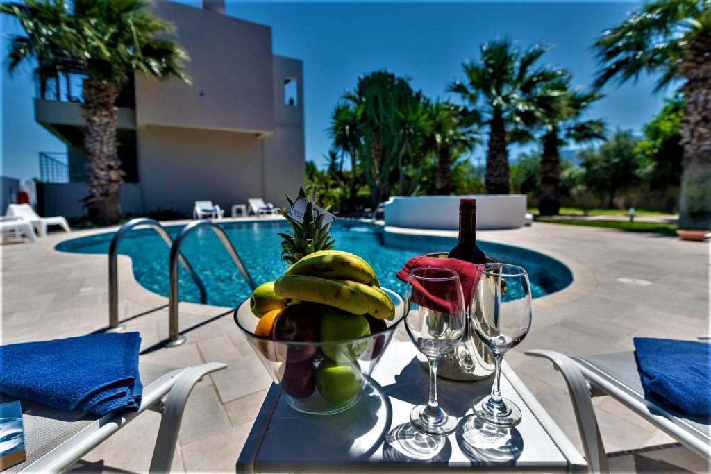 Luxury Xenos Villa 2 With 4 Bedrooms , Private Swimming Pool, Near The Sea photo 1