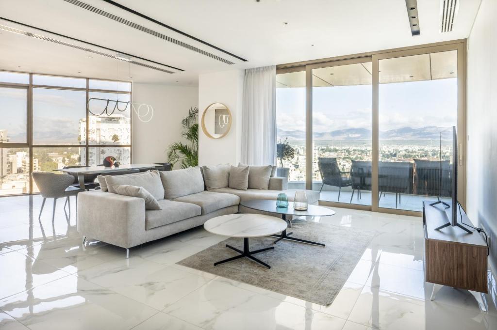 360 Nicosia - Luxury Apartment Panoramic View photo 1
