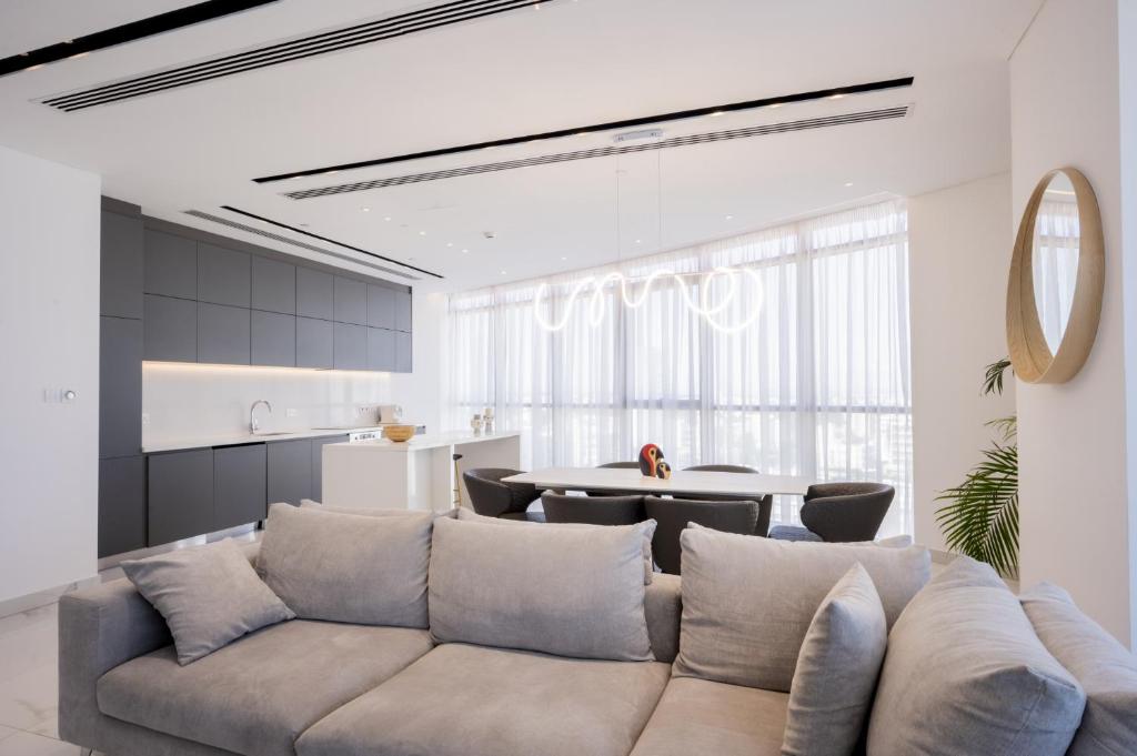 360 Nicosia - Luxury Apartment Panoramic View photo 4