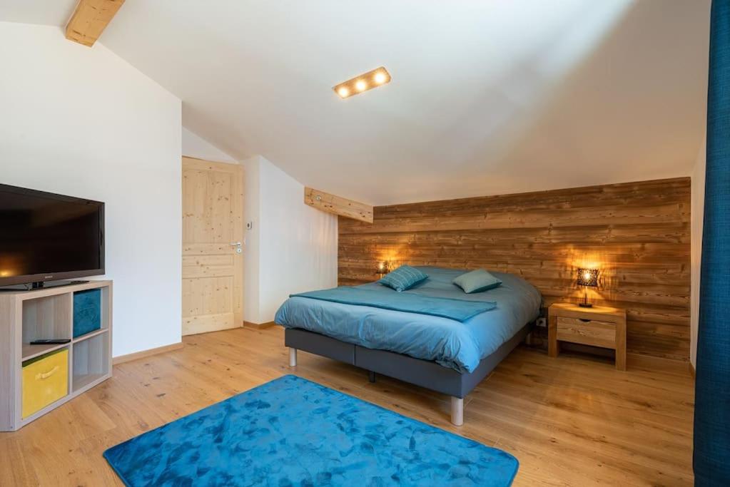 Les 3 Sophies - Chalet avec 3 chambres, 3 salles de bains et un parking, proche des Prodains photo 2