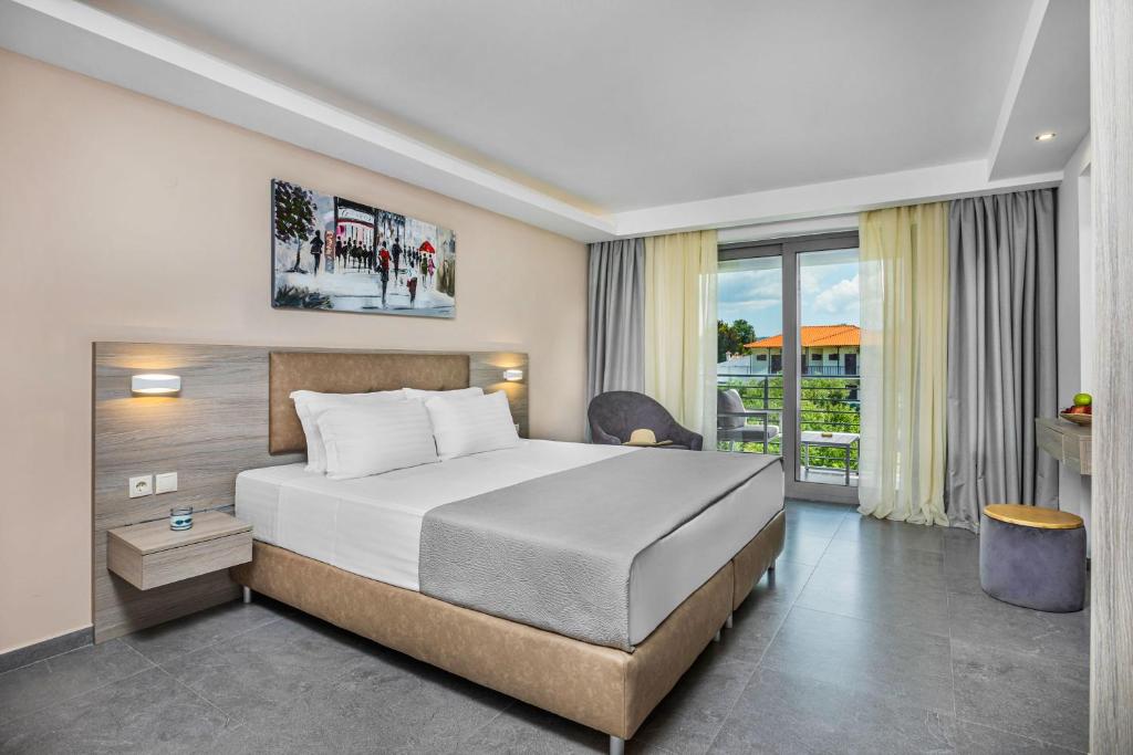 NewStory Luxury Suites Possidi photo 3
