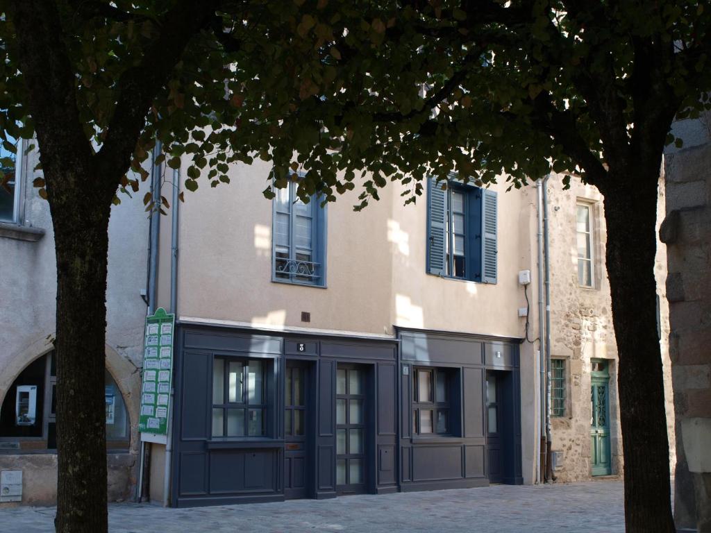 Appart face au mail photo 2