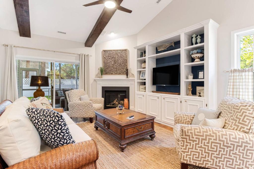 The Cottage at Arbor Creek image
