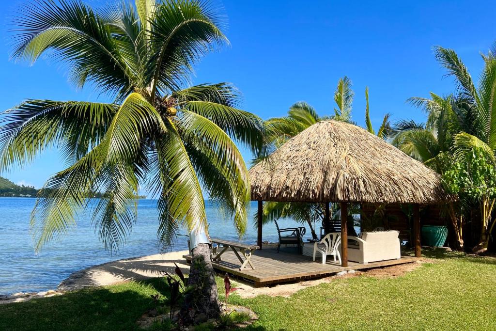 Villa Ohana - Deluxe Villa w Private Beachfront photo 3
