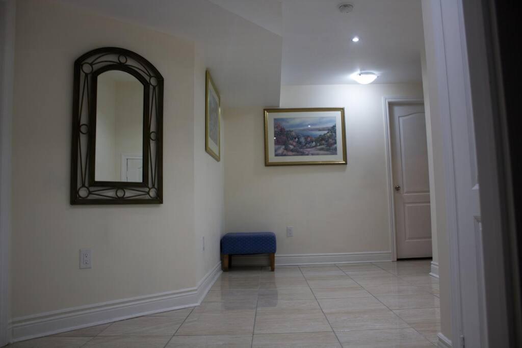 Victoriaville Suite photo 2