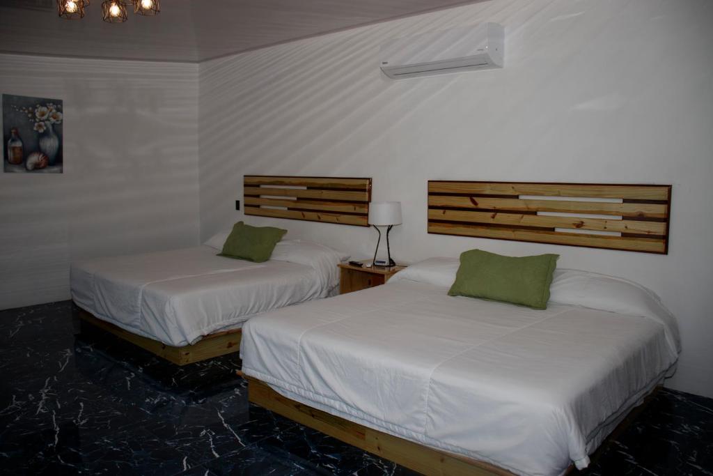 Hotel Samoa del Sur photo 1