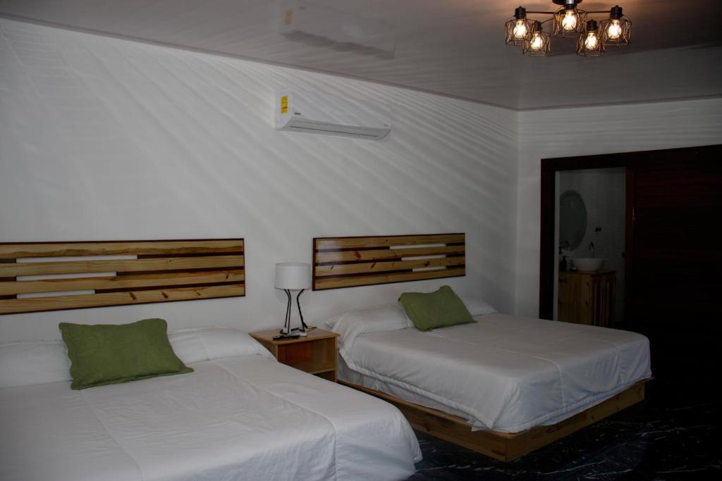 Hotel Samoa del Sur photo 2