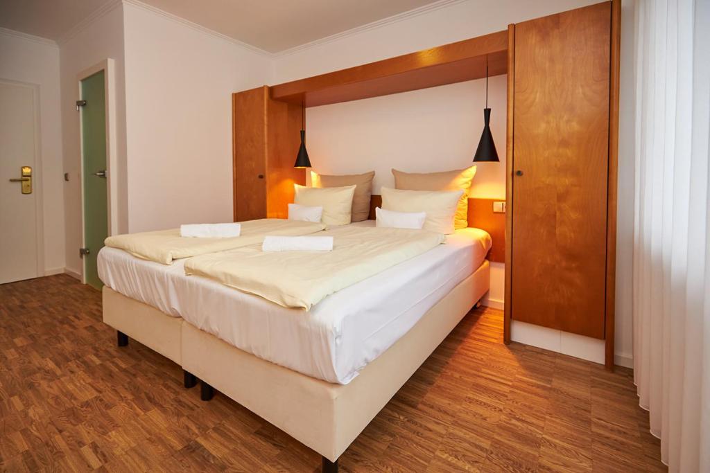 ERCK- Flair Hotel & Restaurant photo 1