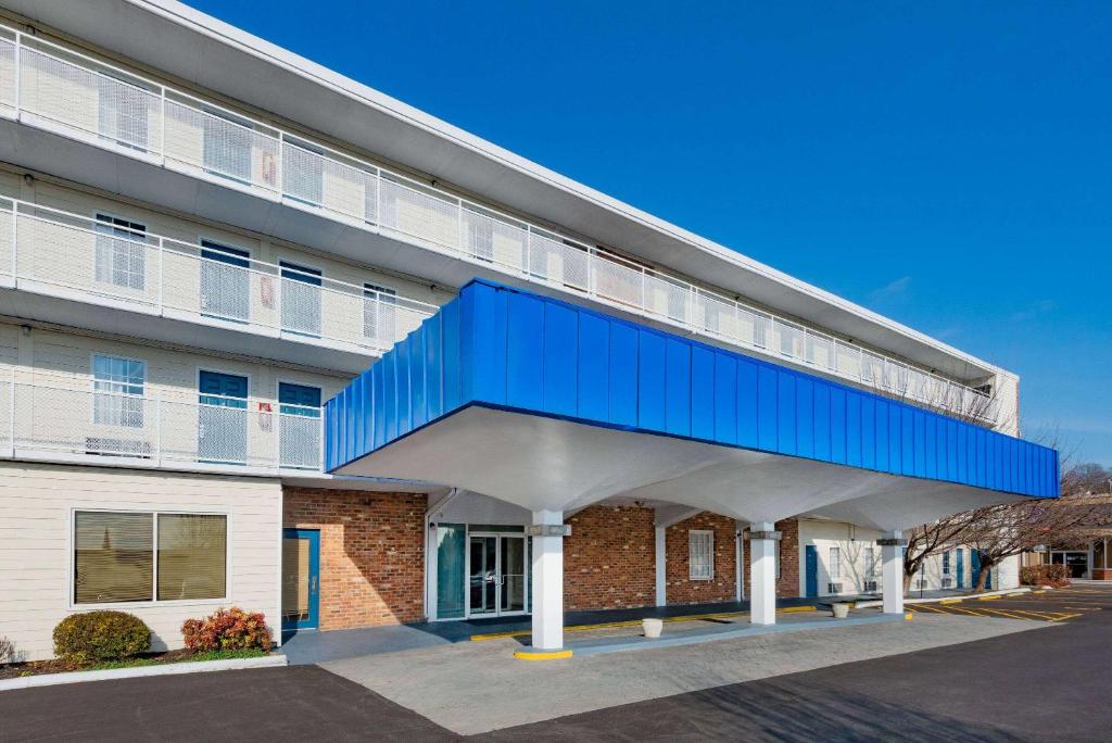 Howard Johnson by Wyndham Staunton photo 3