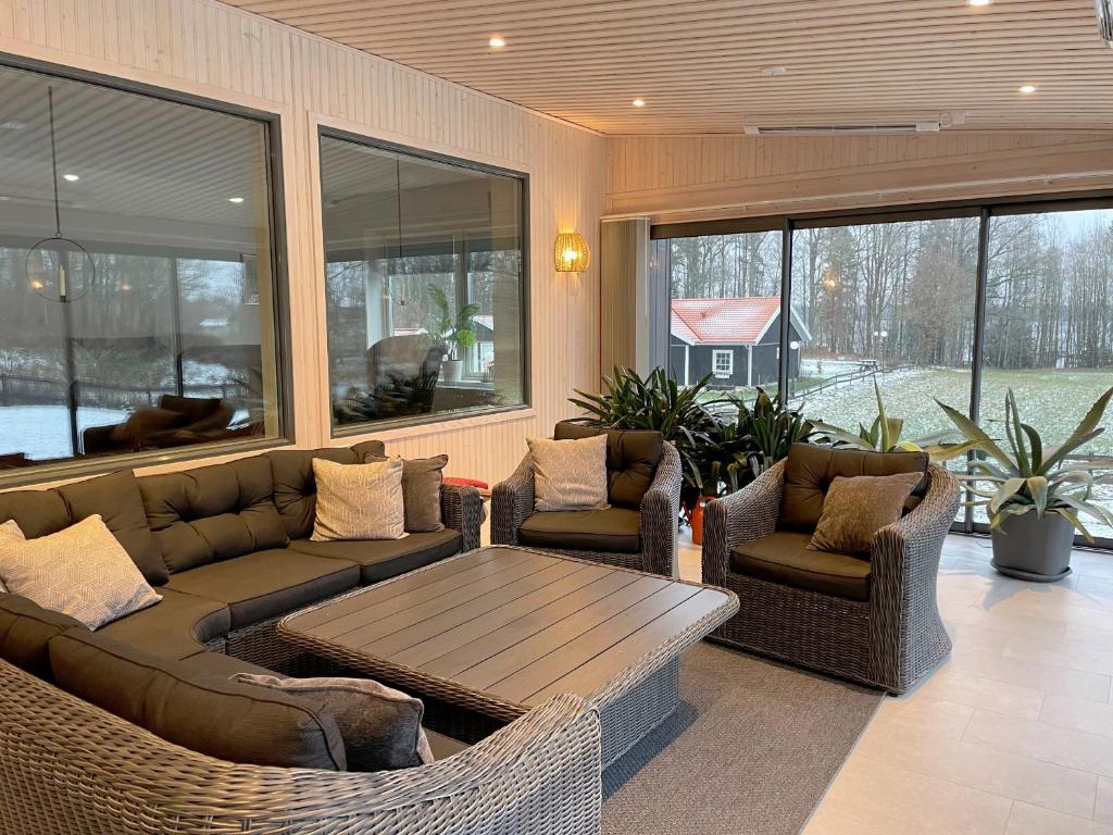 Well-equipped holiday home on Bolmso outside Ljungby photo 3
