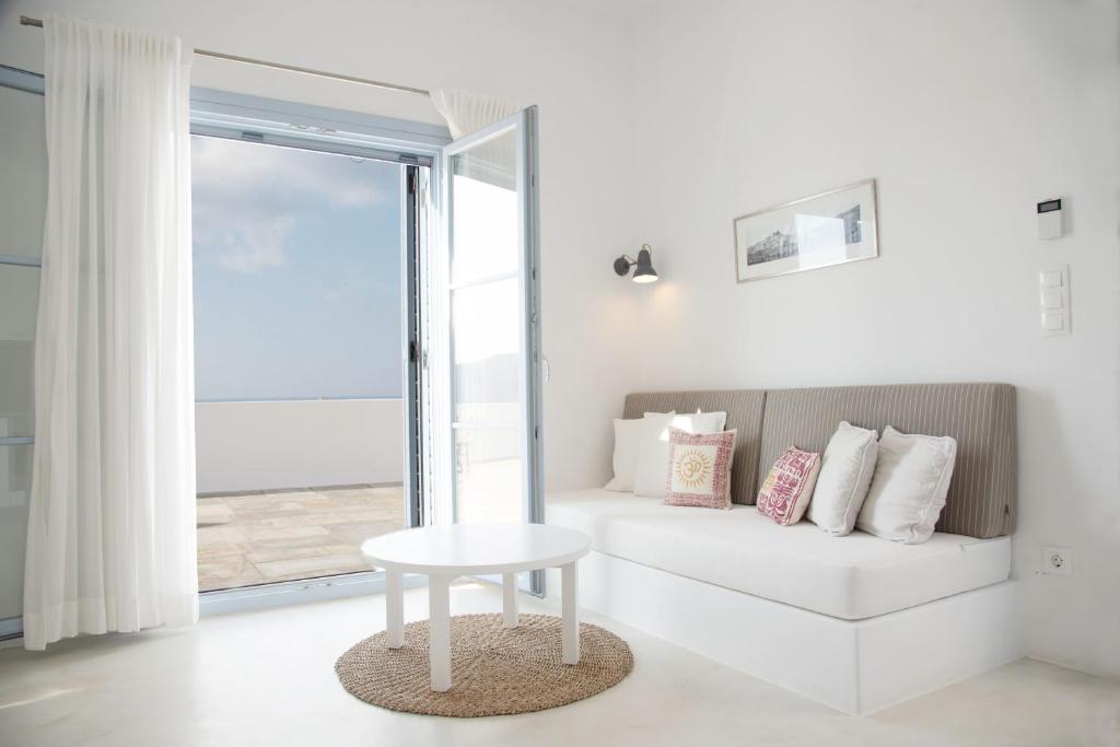 Theros apartments 1 photo 2