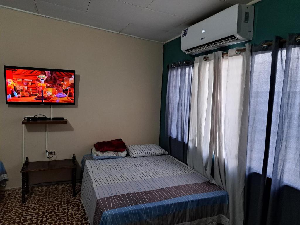 Hostal Lima Verde photo 4