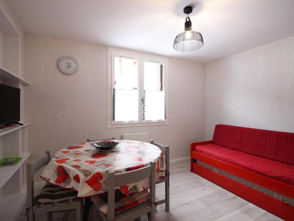 Appartement Mont-Dore, 2 pièces, 4 personnes - FR-1-608-91 photo 1