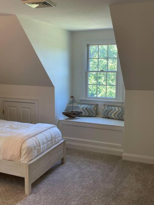 56Beachway-Private beach Refreshed in 2022 Cozy photo 2