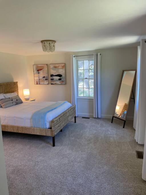 56Beachway-Private beach Refreshed in 2022 Cozy photo 3