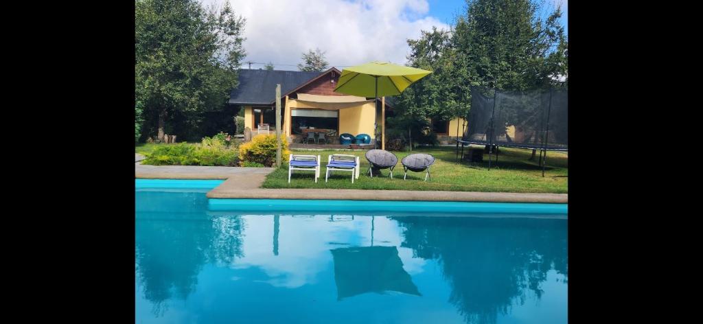 Casa Campestre con piscina compartida