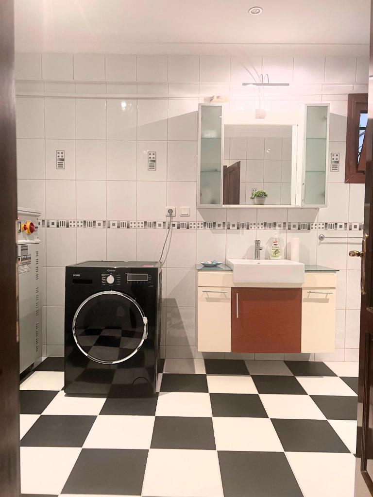 Einliegerwohnung in der Villa photo 3