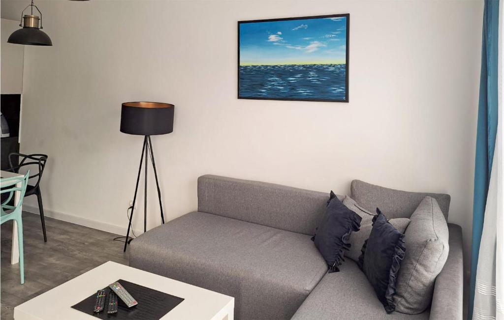 Awesome Apartment In Koszalin With Wifi And 1 Bedrooms photo 2