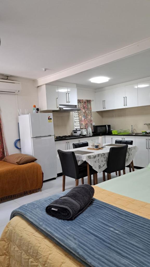 Mead Road Homestay Tours & Transfers Studio Flat 2 photo 4
