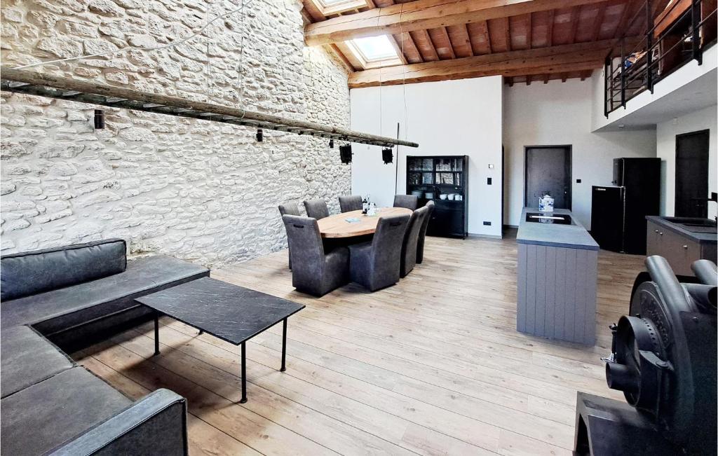 Awesome Home In Pennautier With Outdoor Swimming Pool, Wifi And Private Swimming Pool photo 2