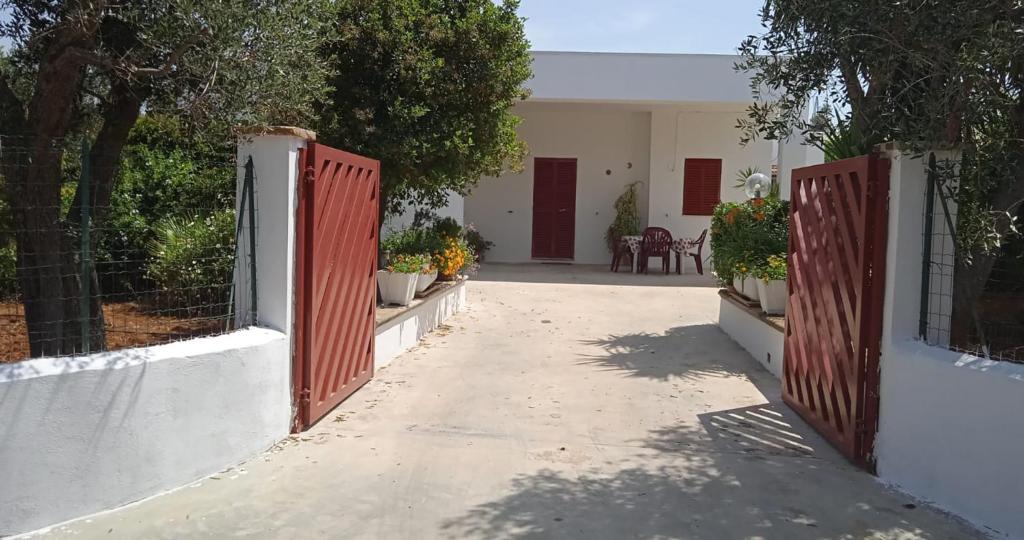terra rossa casa di campagna con piscina photo 1