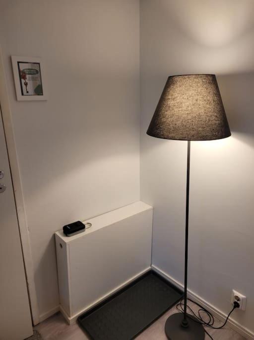 TapiolaSky: airy, bright, great bed and spacious - close to Aalto campus and Tapiola center photo 3