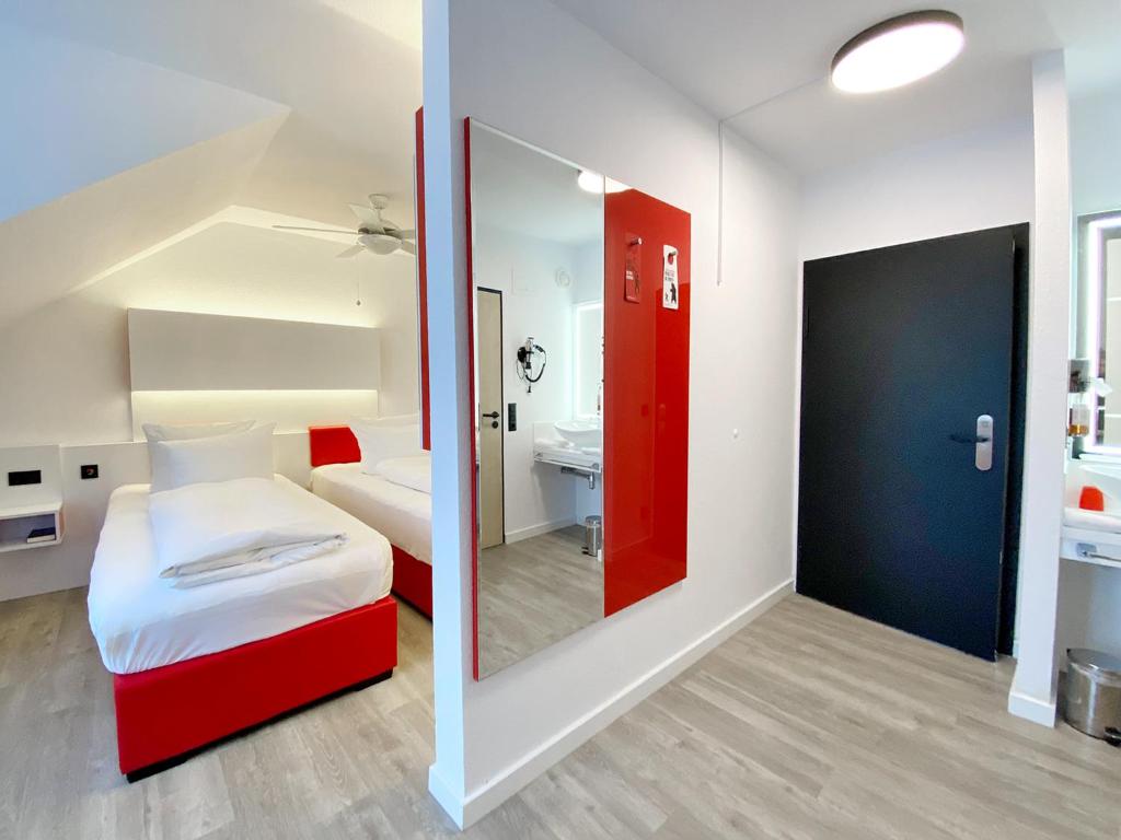 DORMERO Hotel Hoyerswerda - Tap to explore photos