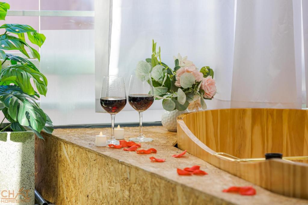 Homestay#PTC#Bathtub#Romantic#HoanKiem