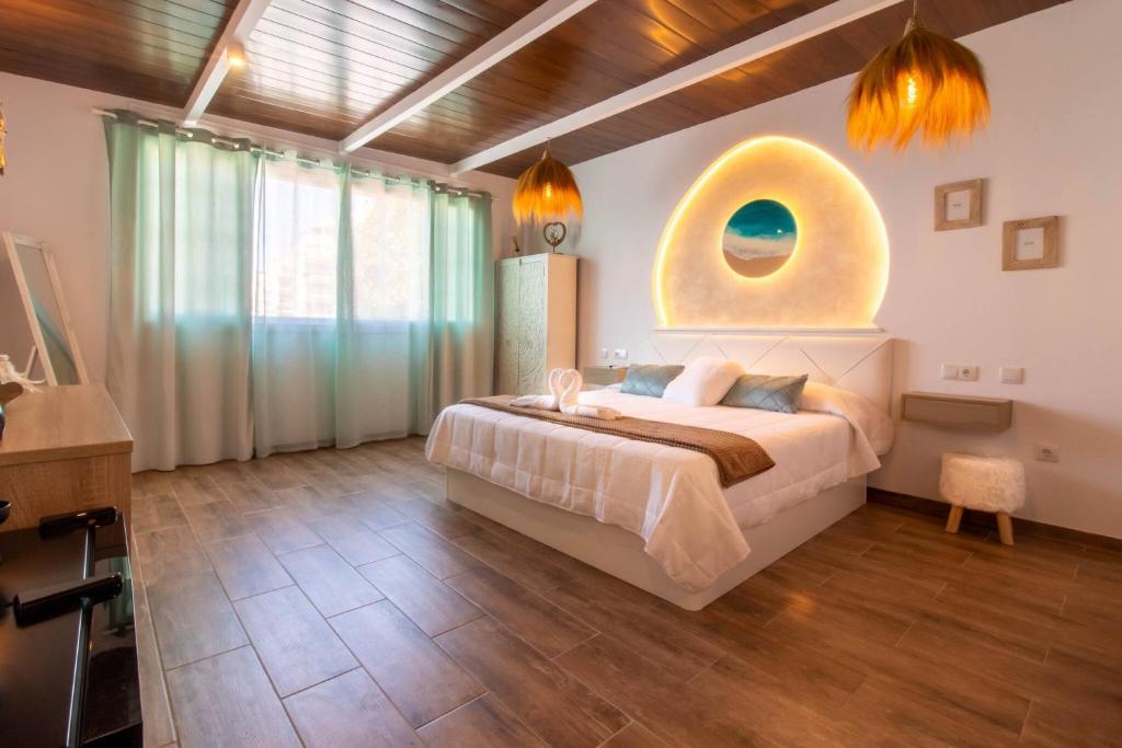 Room in Guest room - Private room in the fishing port of Marbella photo 2
