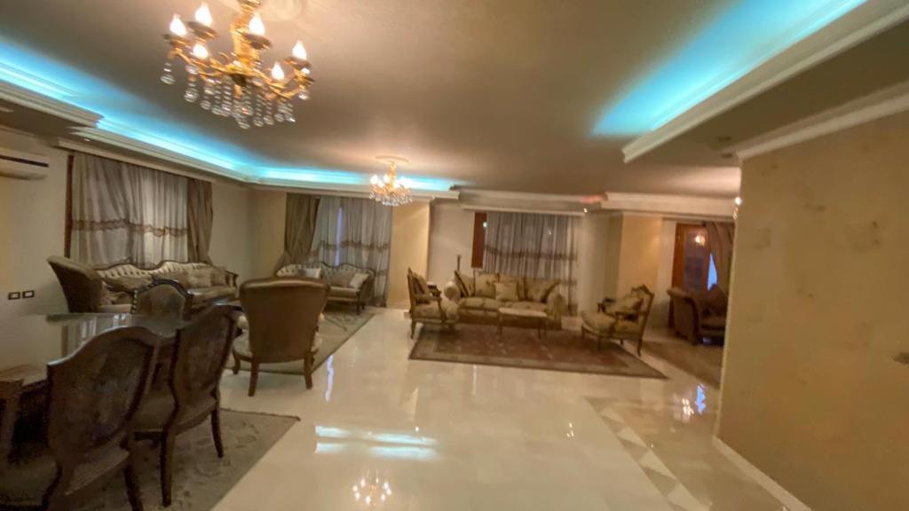 مدينه 6 اكتوبر حدائق الفردوس الامن العام فيلا ٢٤٧ شارع ٨ photo 3