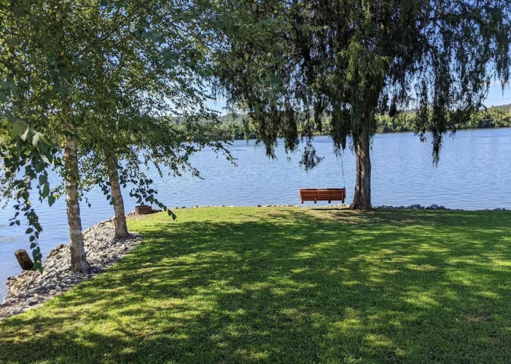 Lake House Lakeside Escape 1 Bass Fishing Spot Chickamauga photo 1