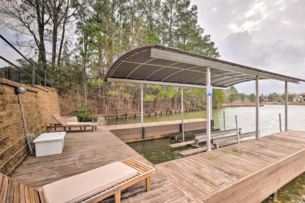 Beautiful Lake Conroe Home with Private Dock! photo 2