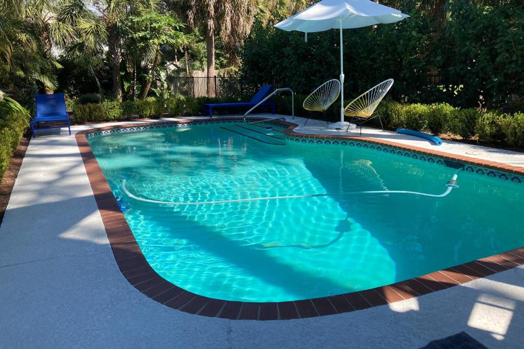 10 Pines - Sarasota Bay photo 2