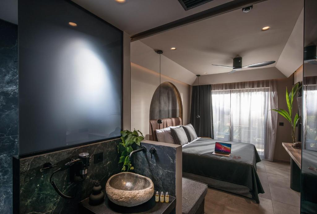 Alsus Boutique Hotel - Adults Only photo 2