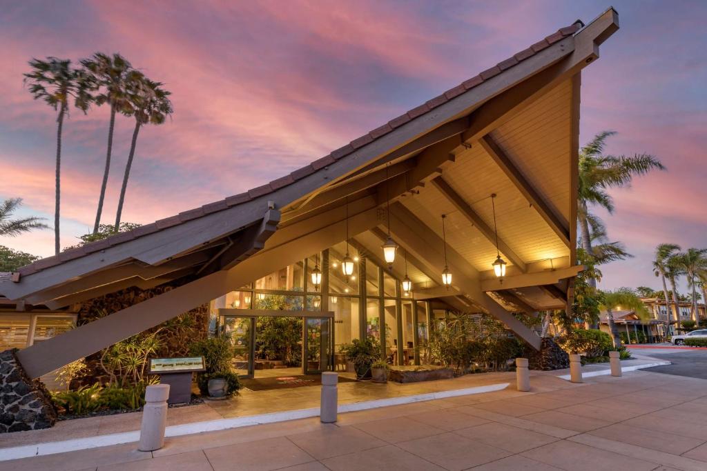 Best Western Plus Island Palms Hotel & Marina image