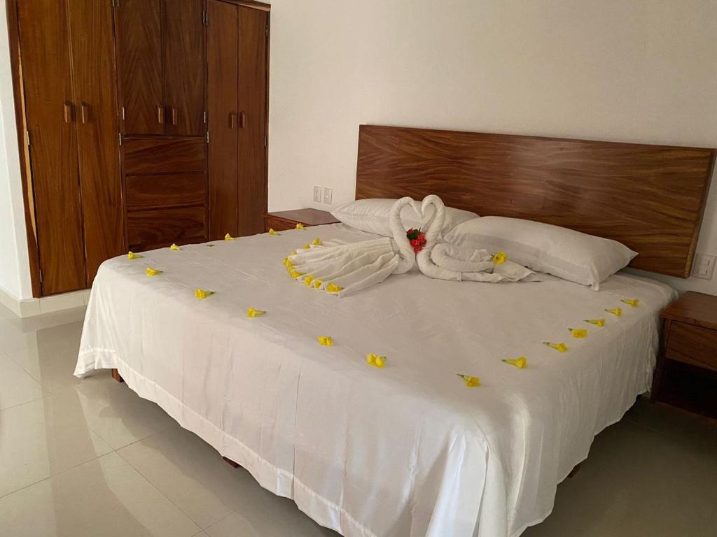Barra de Potosi Studio w/ Shared Pool and Deck! photo 3
