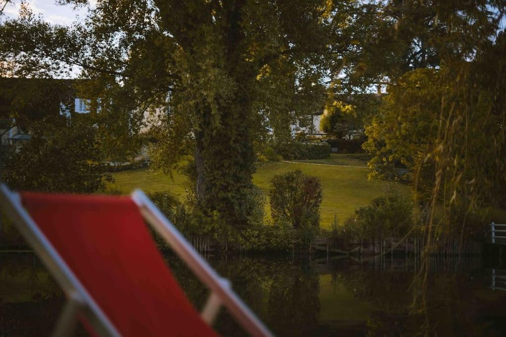 Le chalet du bout du monde, en bord de rivière ! photo 1