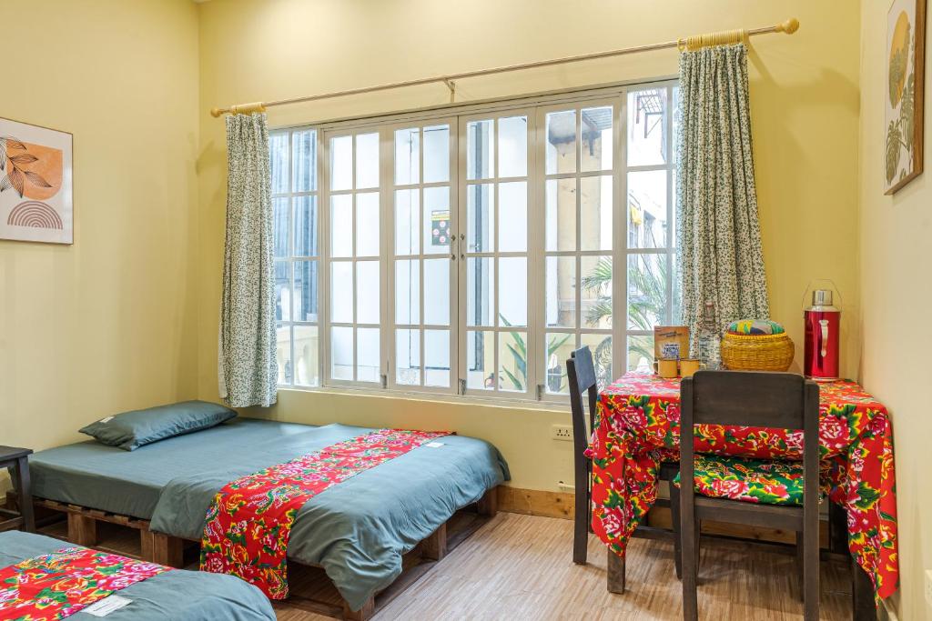 Budget Cool Retro Room with Big Outdoor Terrance