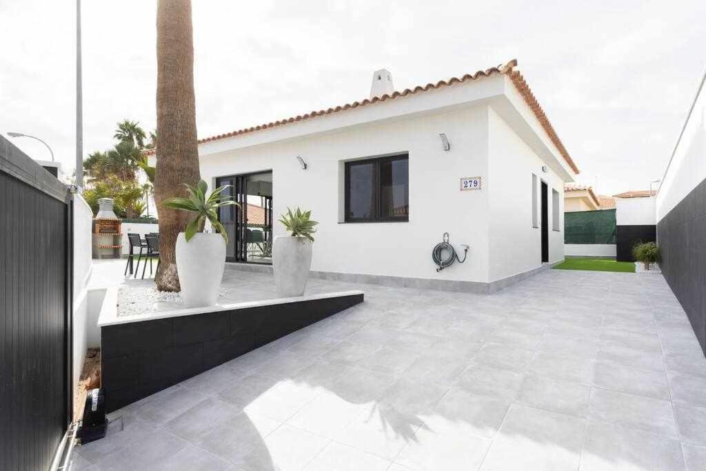 Sunny Island Villa Sueño Azul photo 3
