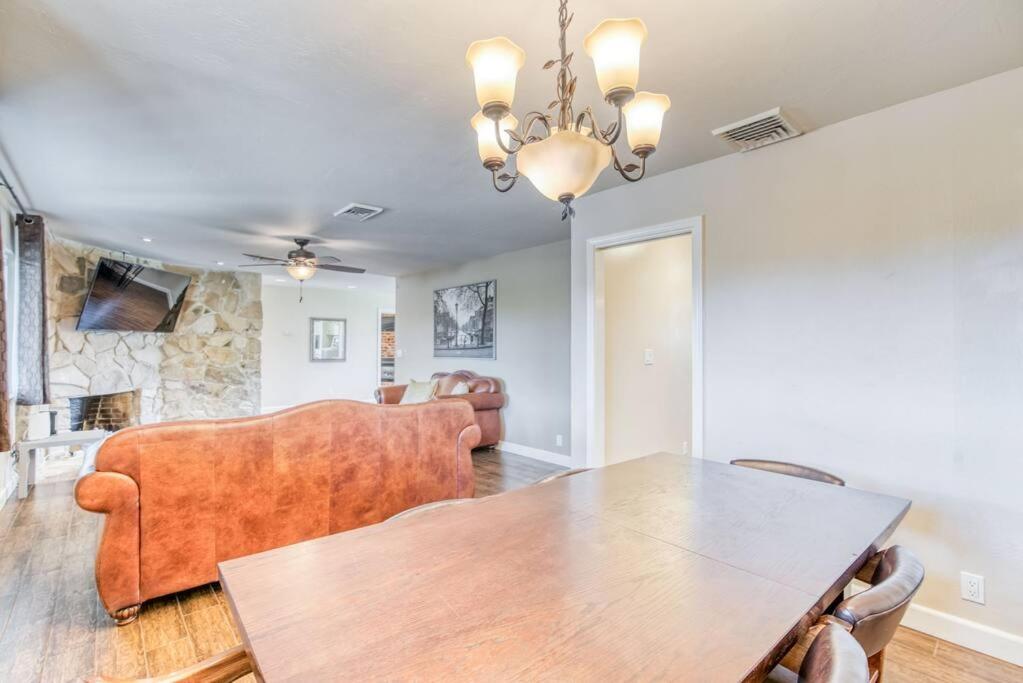 X-Large Spacious Deluxe House Fastest Wi-Fi photo 3