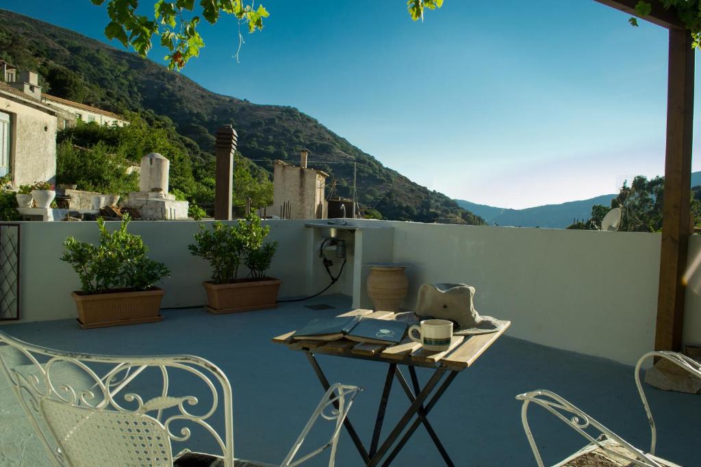 Feneri- cozy Apartment 20' from Elafonisi beach photo 1