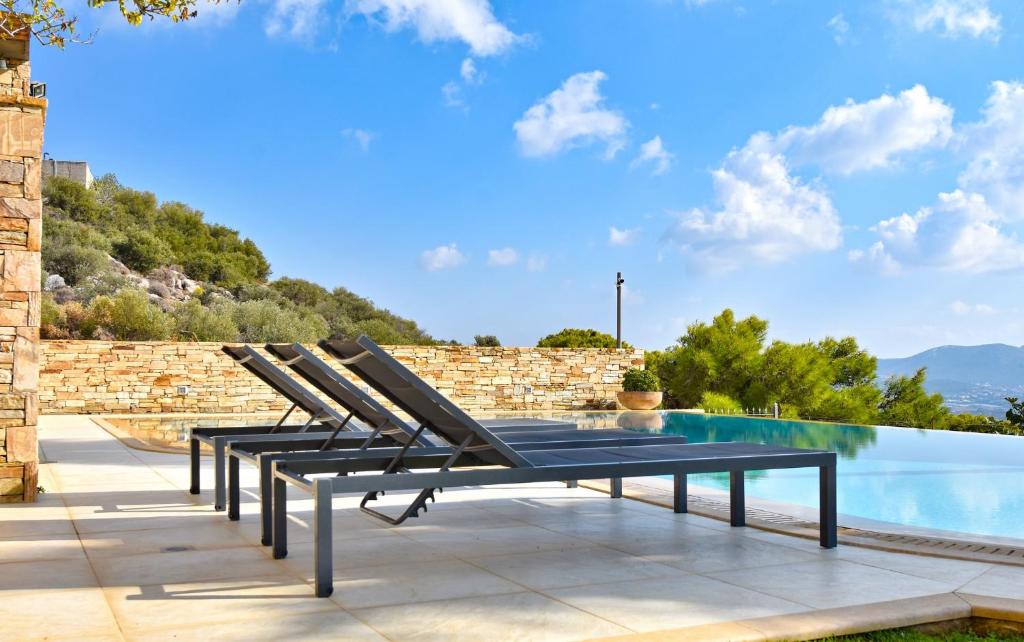 Luxurious Villa Dionysus with a swimming pool and sea view photo 3