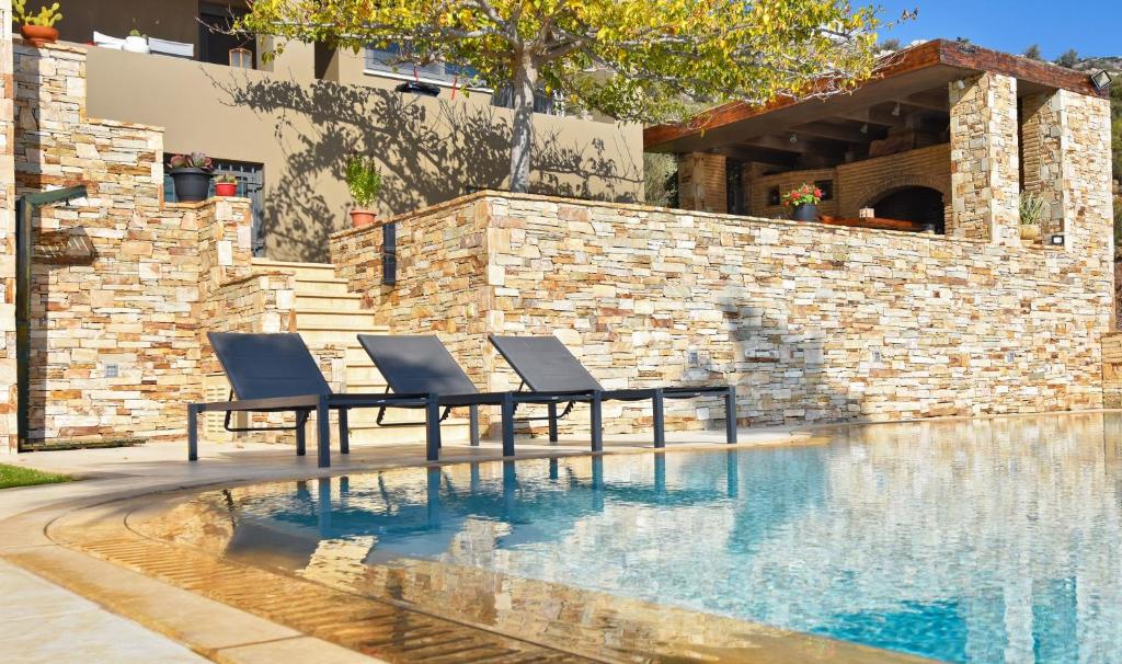Luxurious Villa Dionysus with a swimming pool and sea view photo 2