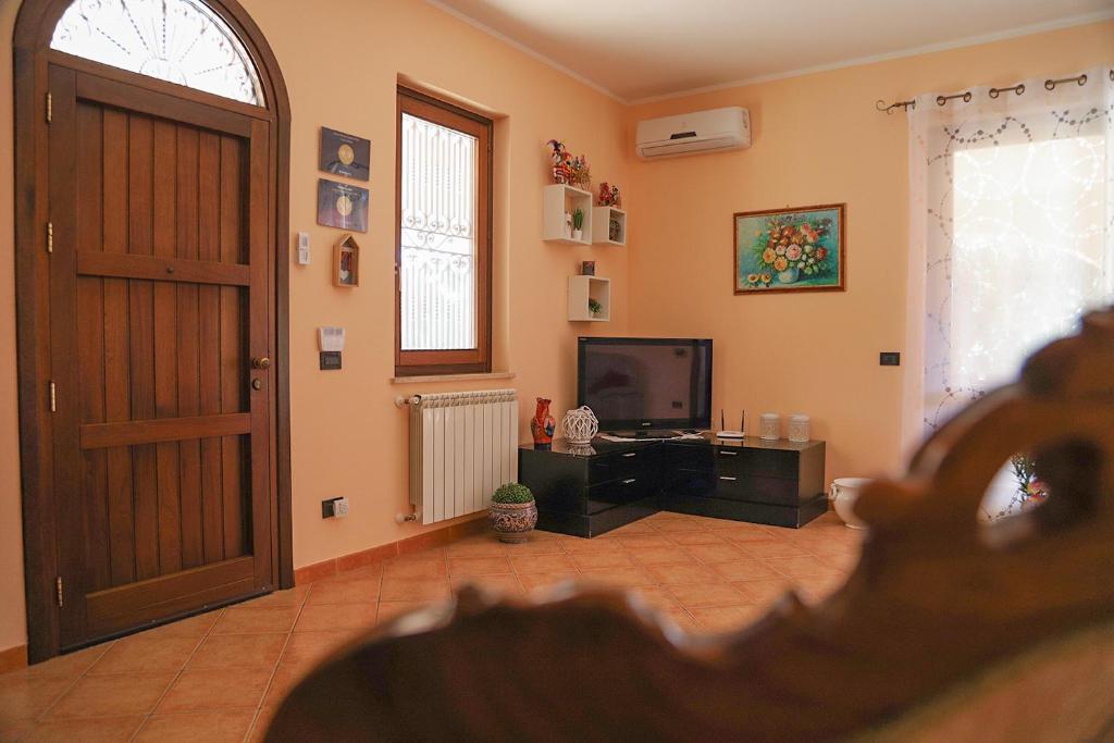 Lucy's cottage photo 2
