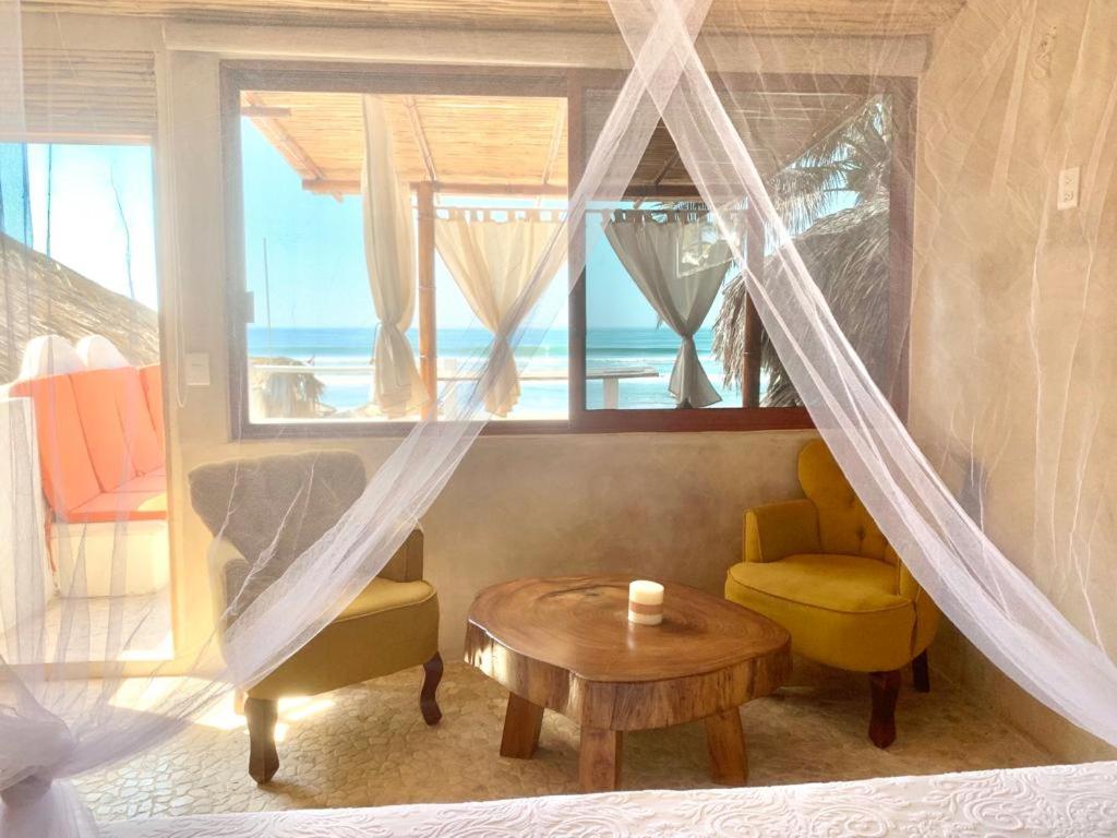 Casa de las Olas Surf & Beach Club photo 1